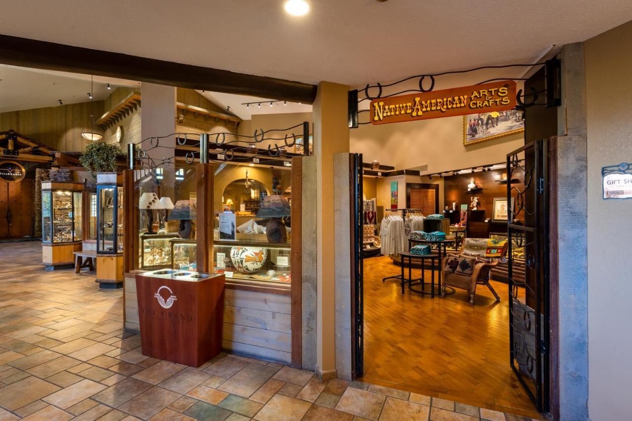 فندق ذا جراند آت جراند كانيون توسايان المظهر الخارجي الصورة Entrance to the restaurant