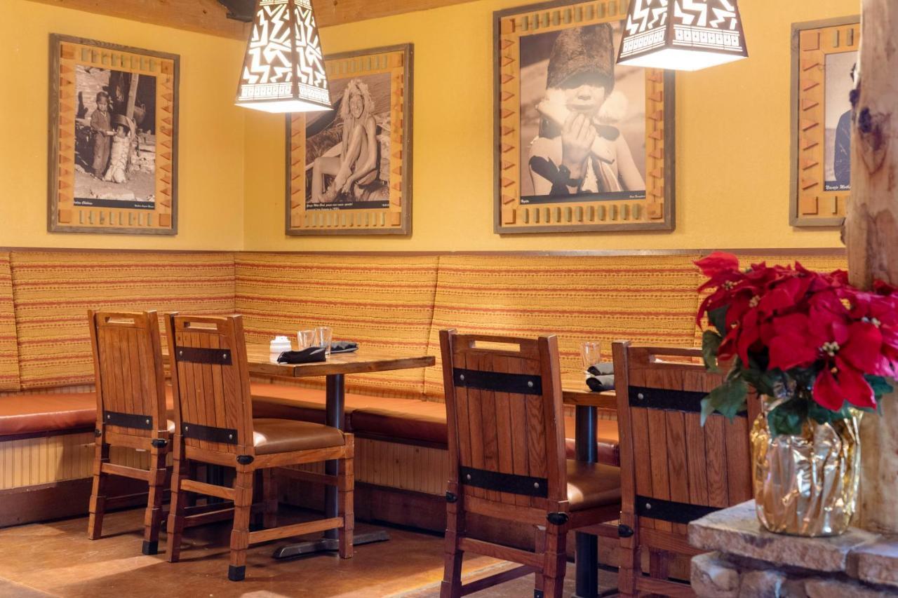 فندق ذا جراند آت جراند كانيون توسايان المظهر الخارجي الصورة Interior of a typical Outback Steakhouse